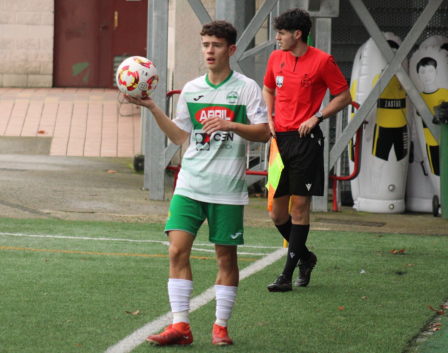 Joel, con rotura de clavícula, e un dos que se perderá o resto da tempada