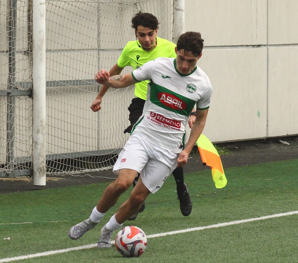 Iker Regueira foi o autor do empate pabellonista